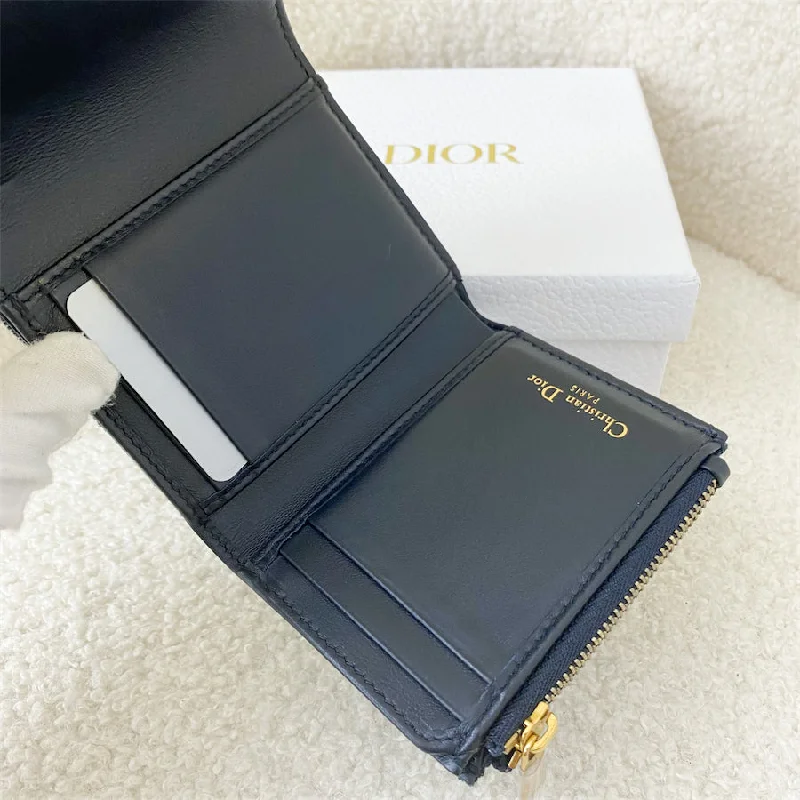 Dior Saddle Compact Wallet in Blue Oblique Canvas AGHW