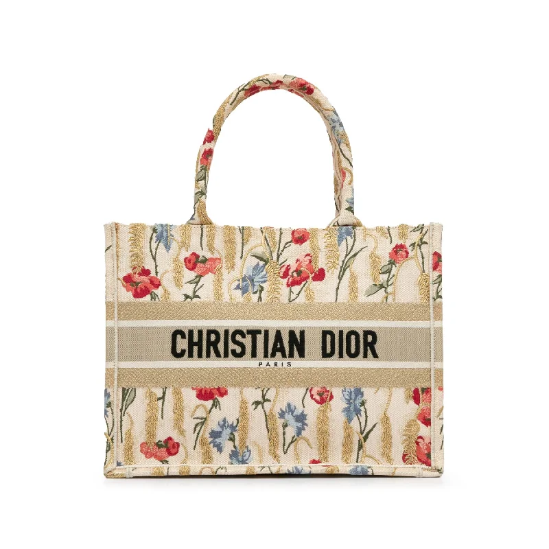 Dior Medium Embroidered Hibiscus Book Tote (SHG-zgBOJX)