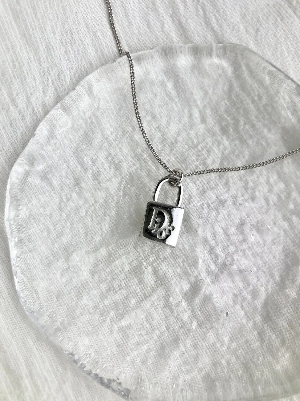 Christian Dior Padlock Necklace Silver Vintage kevyxf